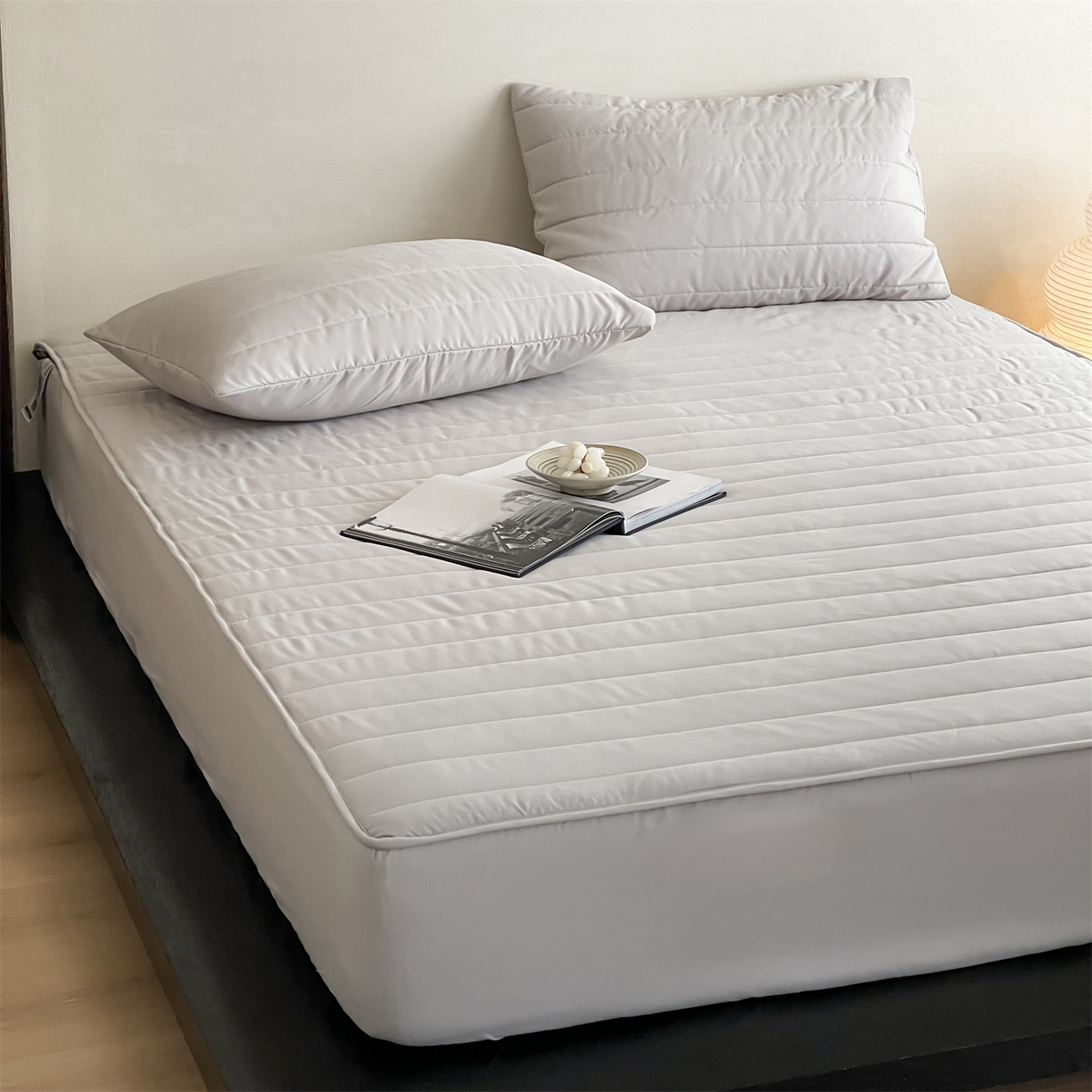 91家纺网 家纺一手货源 找家纺 三味舒屋 2026新款三防功能夹棉床笠床垫保护罩（严格控价：券后135/155/165） 净月灰