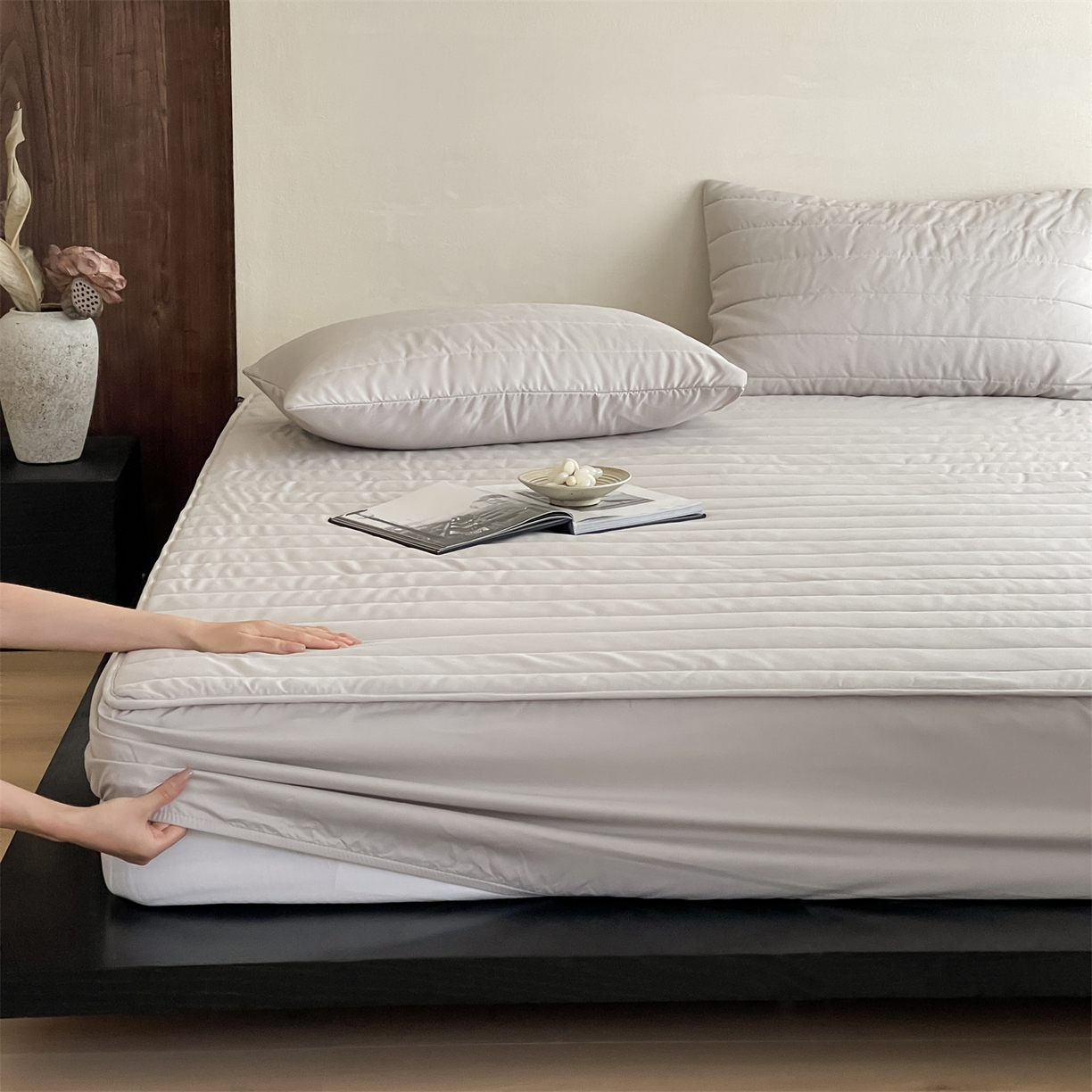91家纺网 家纺一手货源 找家纺 三味舒屋 2026新款三防功能夹棉床笠床垫保护罩（严格控价：券后135/155/165） 净月灰