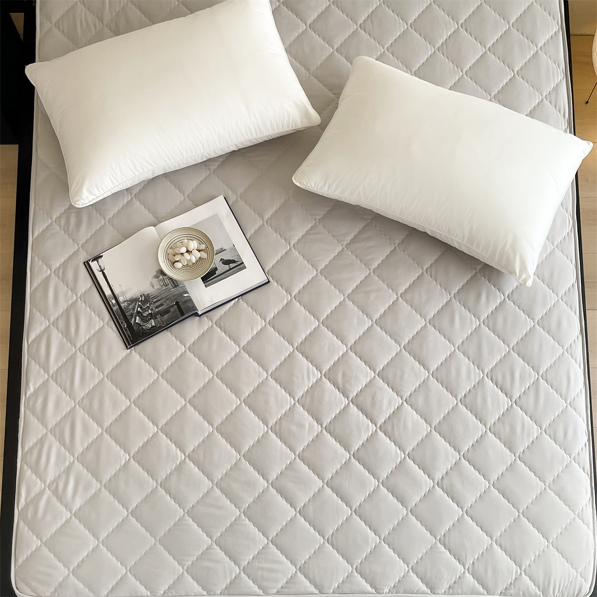 91家纺网 家纺一手货源 找家纺 三味舒屋 2026新款三防功能夹棉床笠床垫保护罩（严格控价：券后135/155/165） 雅致灰