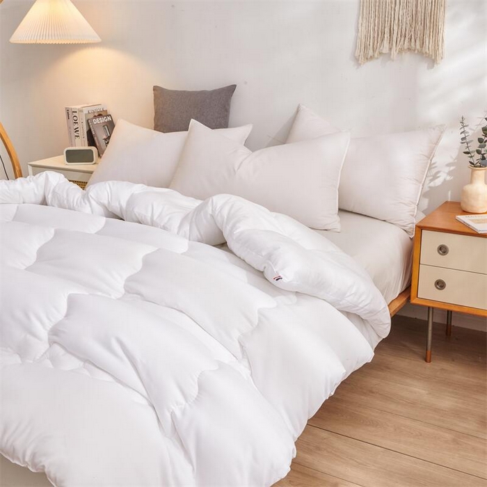 91家纺网 家纺一手货源 找家纺 （总）啊雅家居 2026新款大量备货可订做酒店民宿压花磨毛冬被子被芯