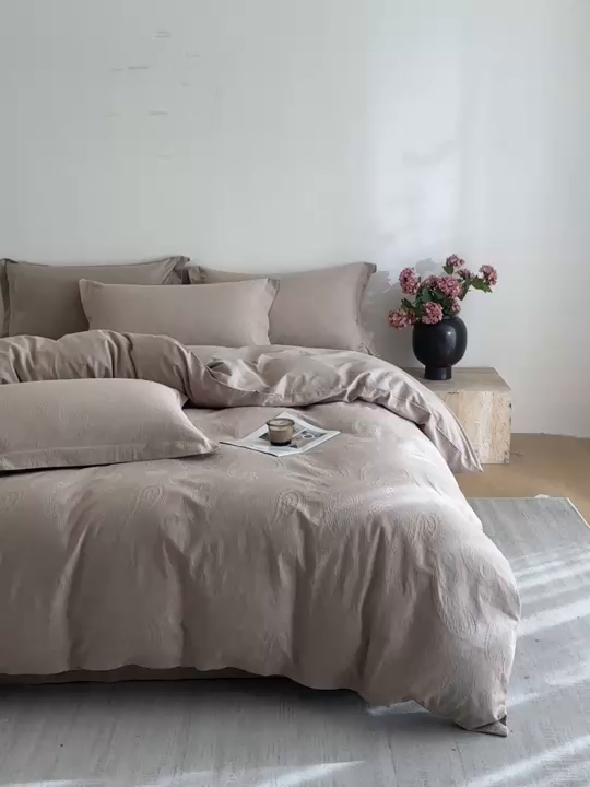 91家纺网 家纺一手货源 找家纺 格里芬家纺 2026新款全棉水洗立体浮雕提花纯棉四件套 腰果素绘-金属灰