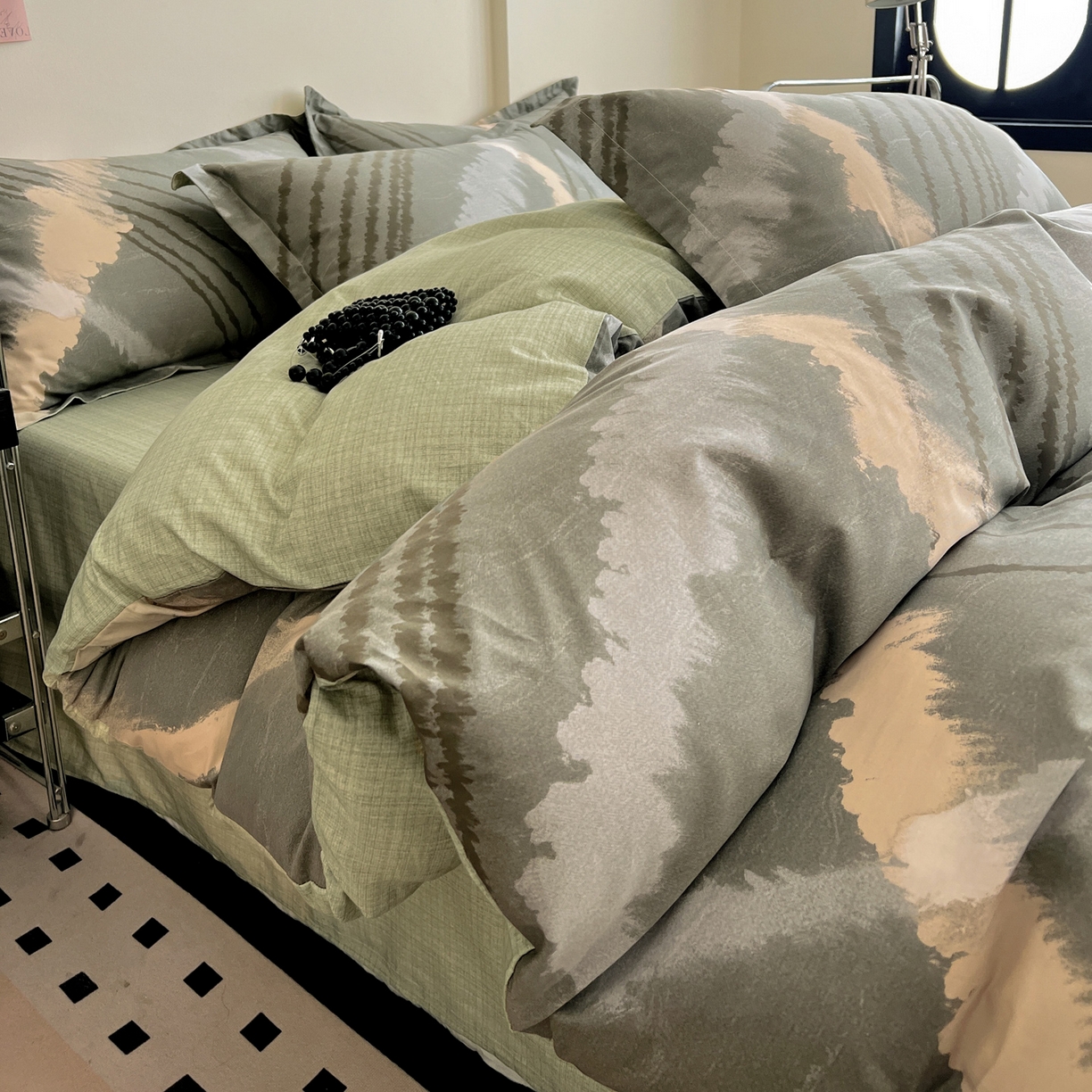 91家纺网 家纺一手货源 找家纺 盛馨家纺 2026新款全棉高支高密精梳棉北欧绅士风四件套纯棉床笠学生三件套 卡尔