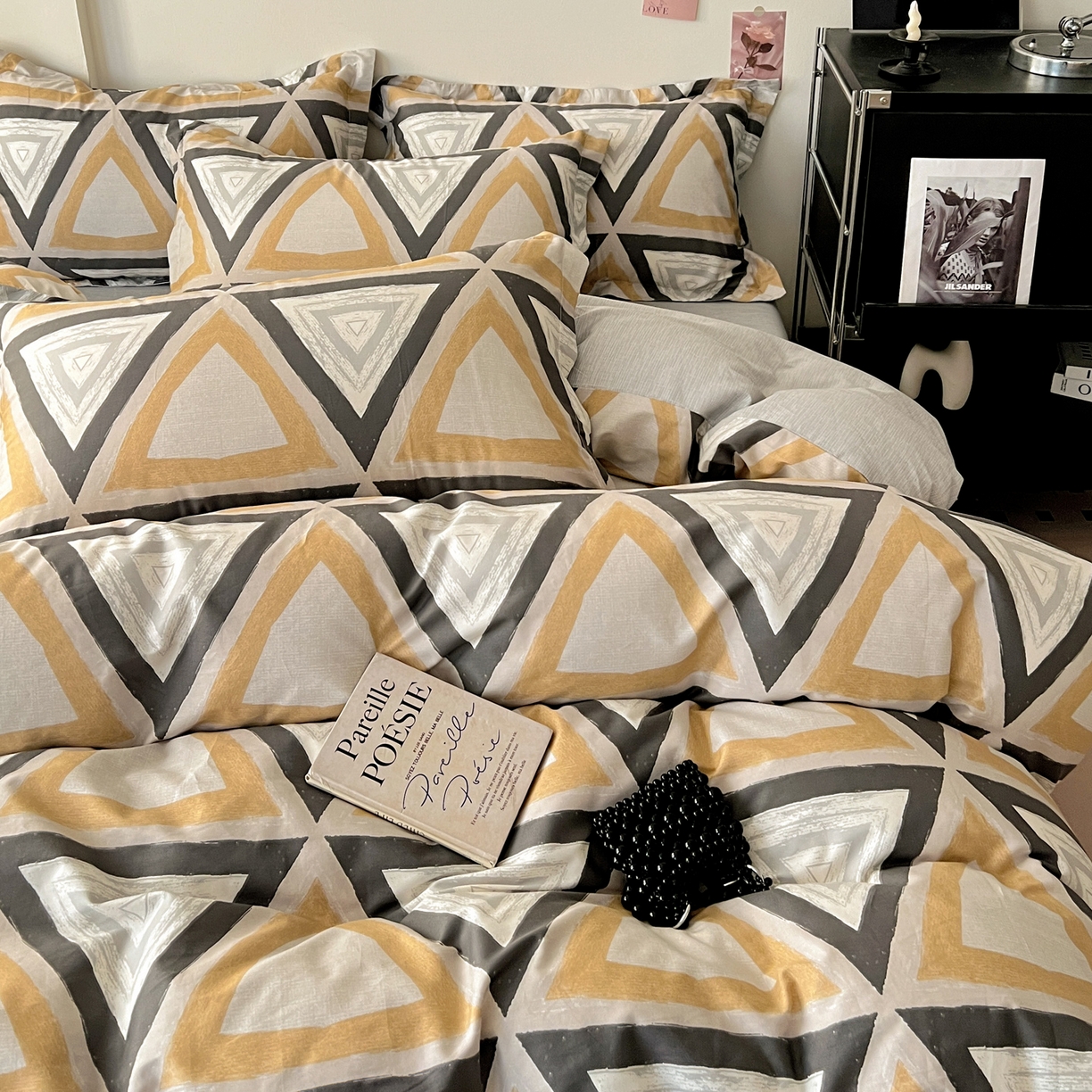 91家纺网 家纺一手货源 找家纺 盛馨家纺 2026新款全棉高支高密精梳棉北欧绅士风四件套纯棉床笠学生三件套 尼尔