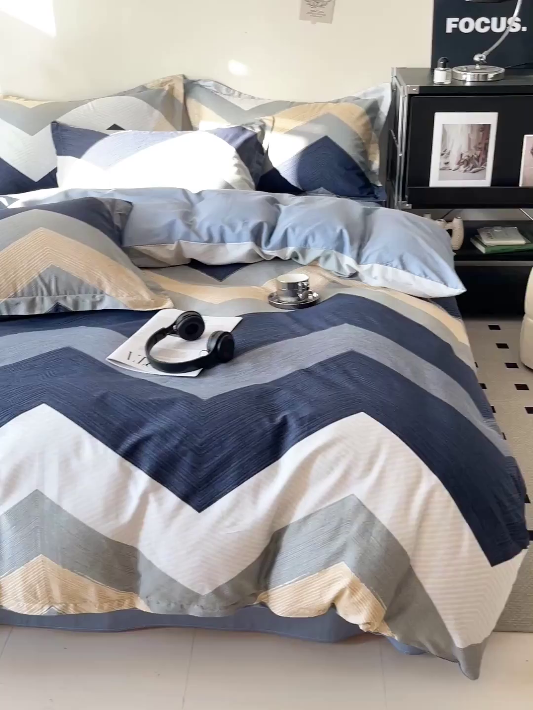 91家纺网 家纺一手货源 找家纺 盛馨家纺 2026新款全棉高支高密精梳棉北欧绅士风四件套纯棉床笠学生三件套 艾伦