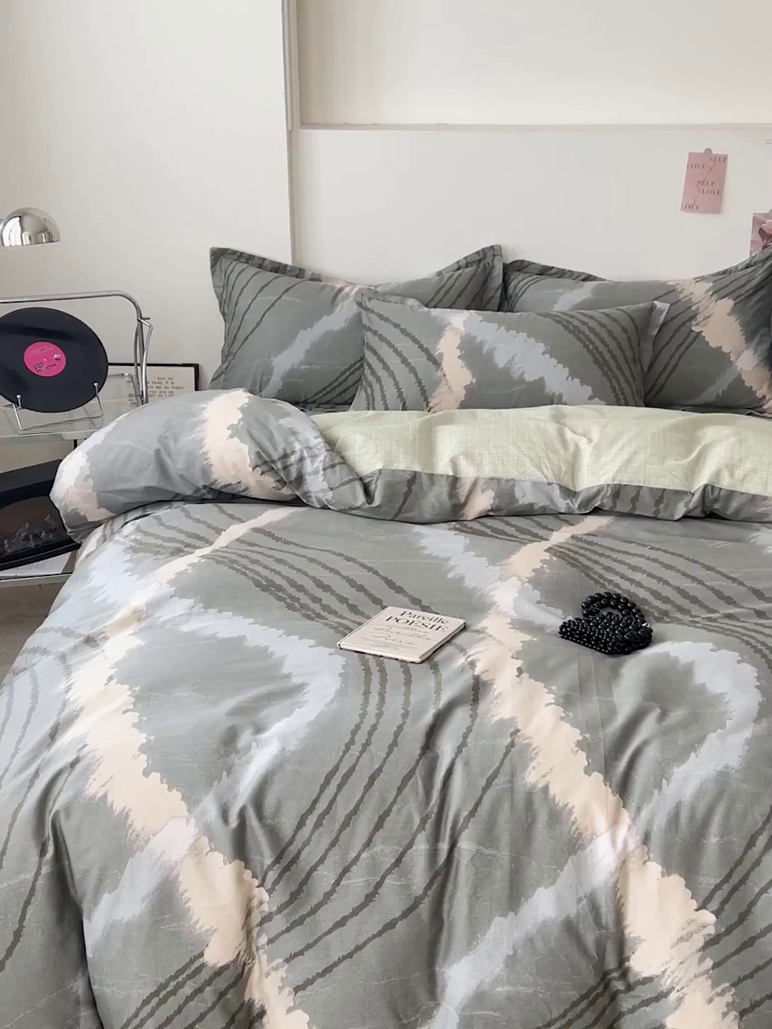 91家纺网 家纺一手货源 找家纺 盛馨家纺 2026新款全棉高支高密精梳棉北欧绅士风四件套纯棉床笠学生三件套 卡尔