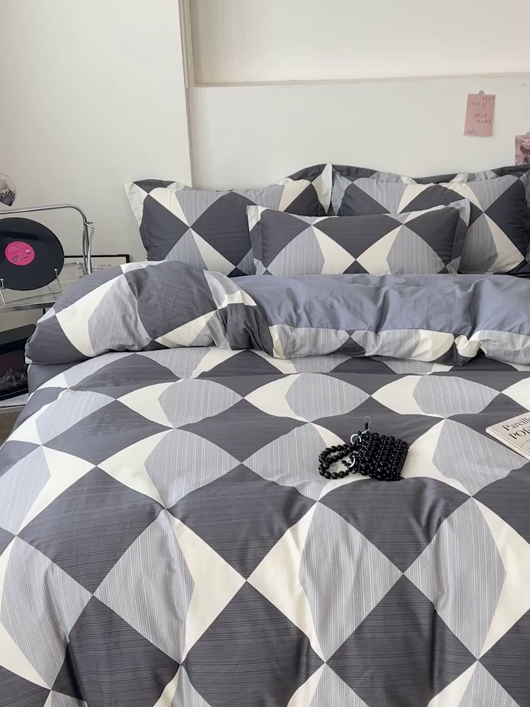 91家纺网 家纺一手货源 找家纺 盛馨家纺 2026新款全棉高支高密精梳棉北欧绅士风四件套纯棉床笠学生三件套 罗拉