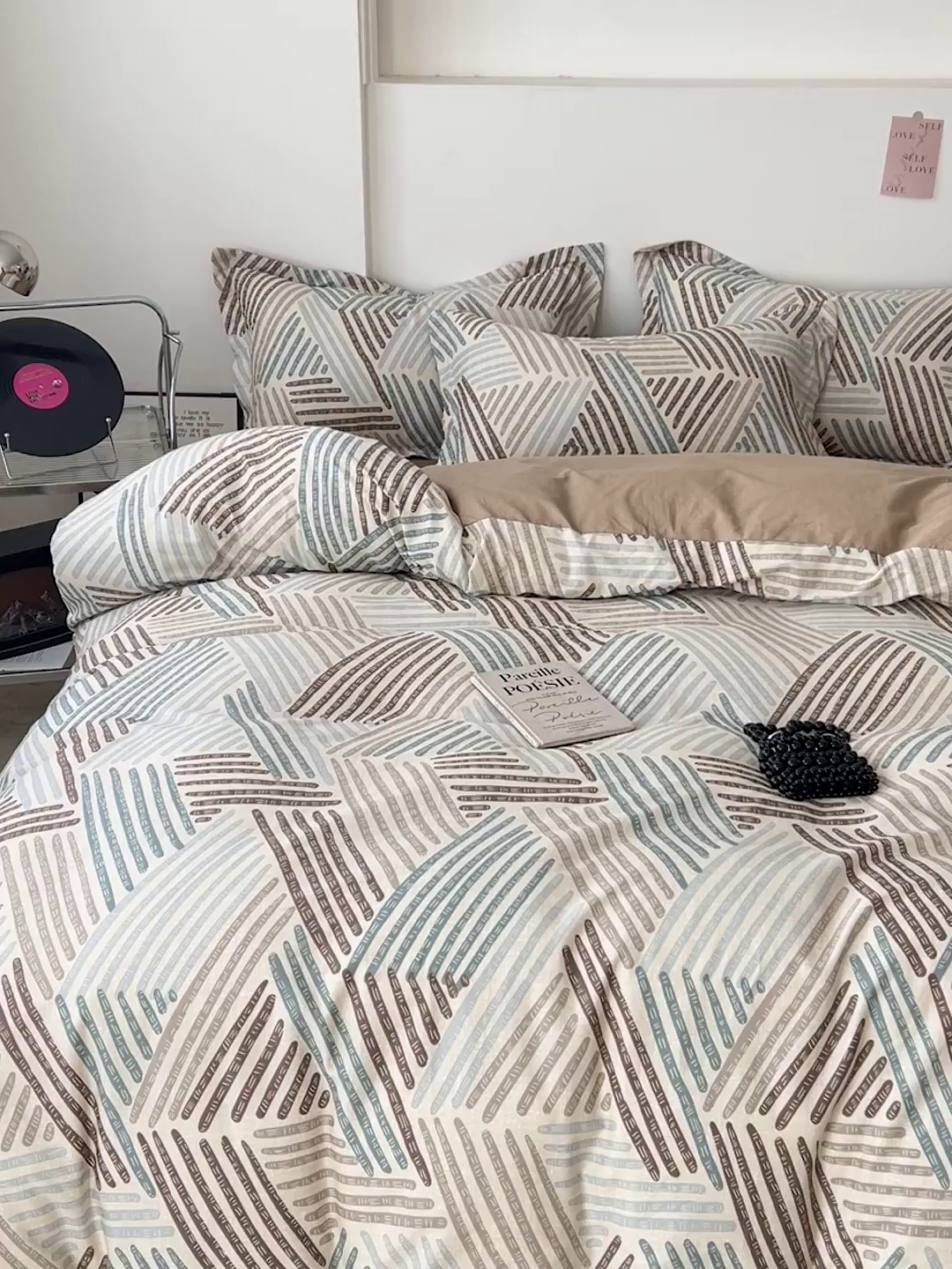 91家纺网 家纺一手货源 找家纺 盛馨家纺 2026新款全棉高支高密精梳棉北欧绅士风四件套纯棉床笠学生三件套 艾米