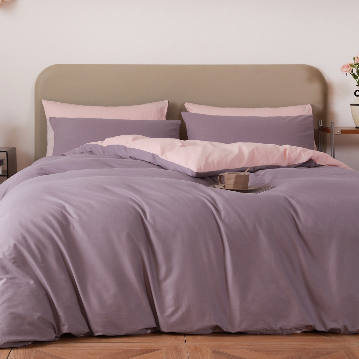 91家纺网 家纺一手货源 找家纺 盛馨家纺 2026新款40长绒棉ins美拉德色系纯色双拼全棉单品四件套单人纯色三件套 茄花紫+桃夭