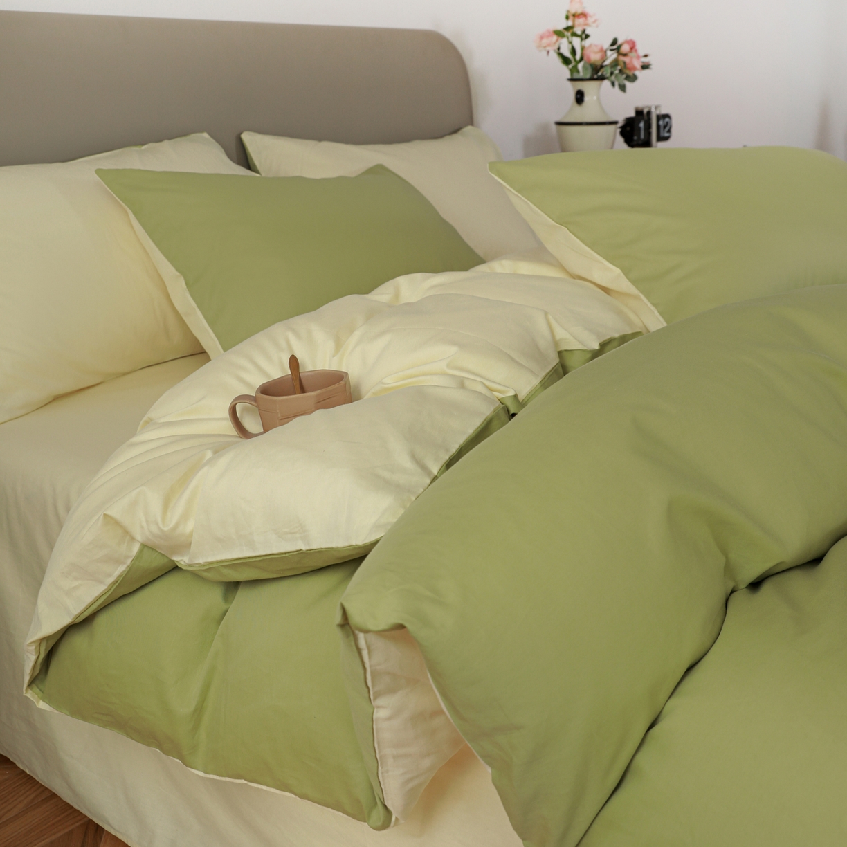 91家纺网 家纺一手货源 找家纺 盛馨家纺 2026新款40长绒棉ins美拉德色系纯色双拼全棉单品四件套单人纯色三件套 豆绿+嫩黄