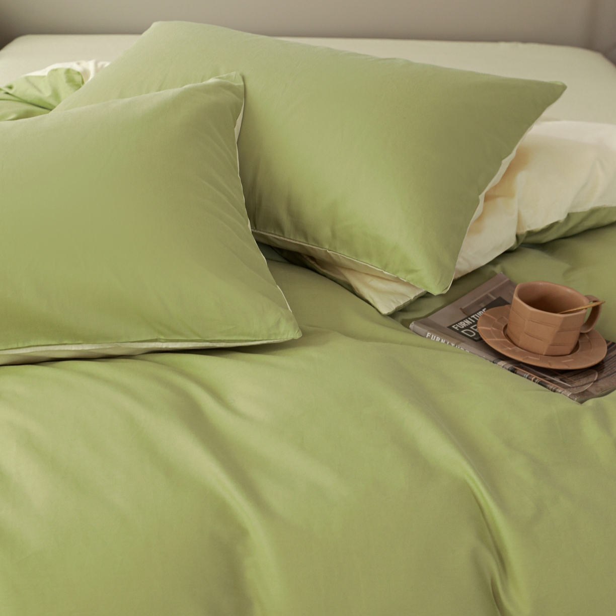 91家纺网 家纺一手货源 找家纺 盛馨家纺 2026新款40长绒棉ins美拉德色系纯色双拼全棉单品四件套单人纯色三件套 豆绿+嫩黄
