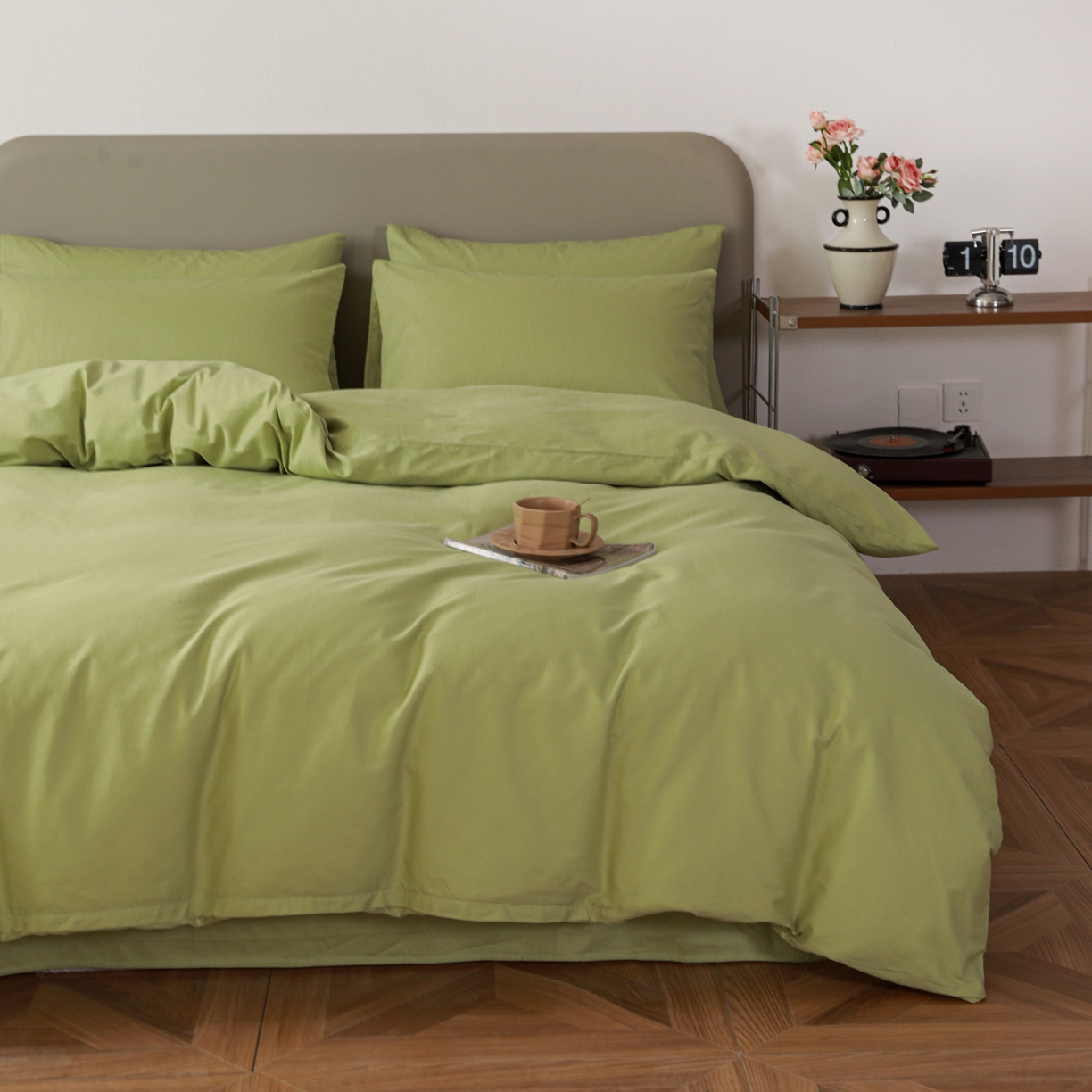 91家纺网 家纺一手货源 找家纺 盛馨家纺 2026新款40长绒棉ins美拉德色系纯色双拼全棉单品四件套单人纯色三件套 豆绿