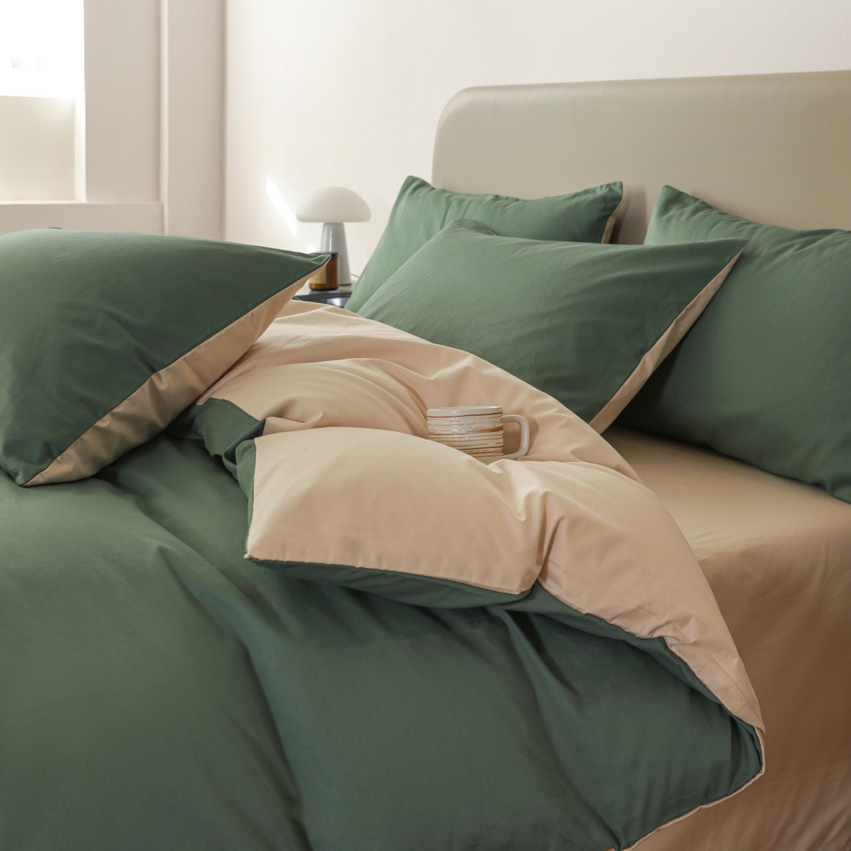 91家纺网 家纺一手货源 找家纺 盛馨家纺 2026新款40长绒棉ins美拉德色系纯色双拼全棉单品四件套单人纯色三件套 松绿+杏仁色