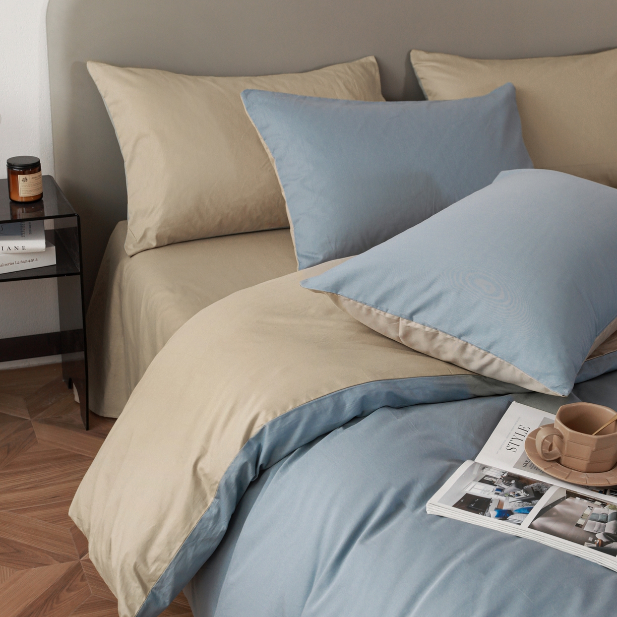 91家纺网 家纺一手货源 找家纺 盛馨家纺 2026新款40长绒棉ins美拉德色系纯色双拼全棉单品四件套单人纯色三件套 晴蓝+奶茶