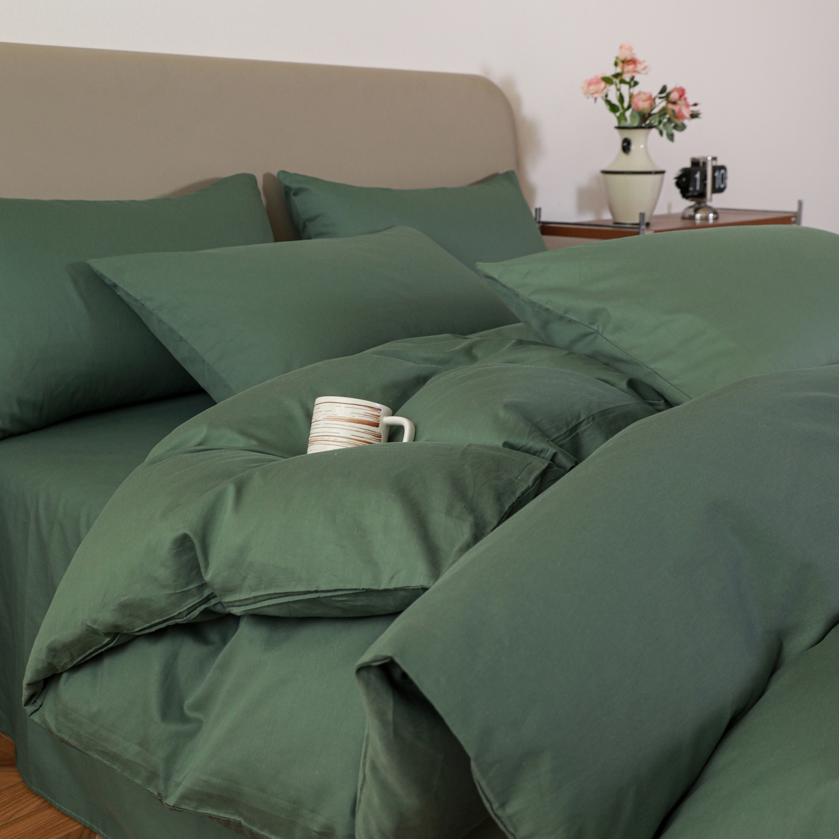 91家纺网 家纺一手货源 找家纺 盛馨家纺 2026新款40长绒棉ins美拉德色系纯色双拼全棉单品四件套单人纯色三件套 松绿