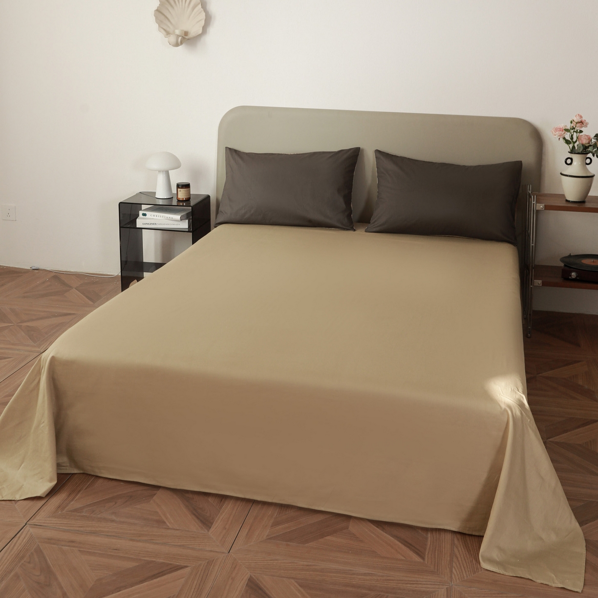 91家纺网 家纺一手货源 找家纺 盛馨家纺 2026新款40长绒棉ins美拉德色系纯色双拼全棉单品被套 深麻灰+白茶