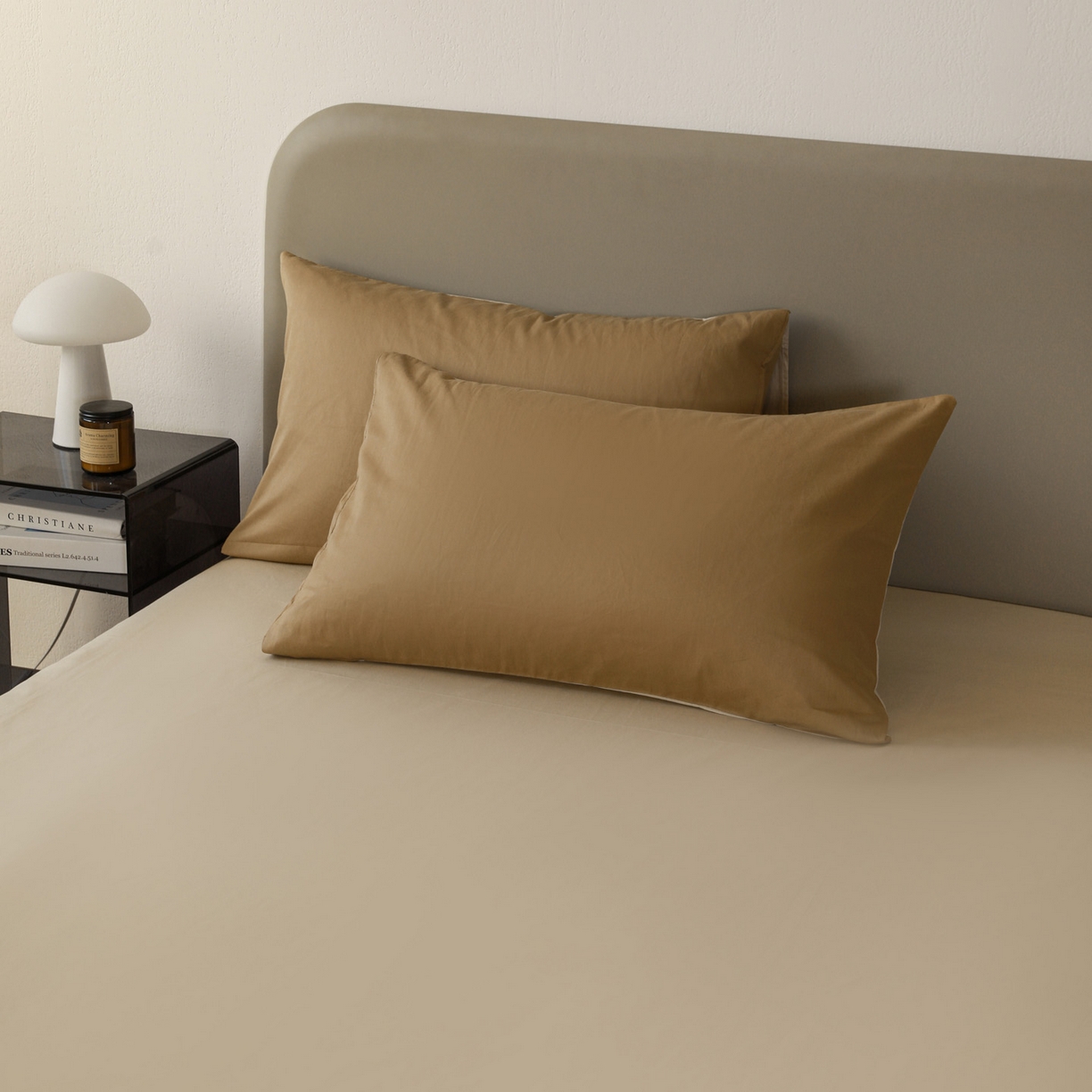 91家纺网 家纺一手货源 找家纺 盛馨家纺 2026新款40长绒棉ins美拉德色系纯色双拼全棉单品被套 桃木心+白茶