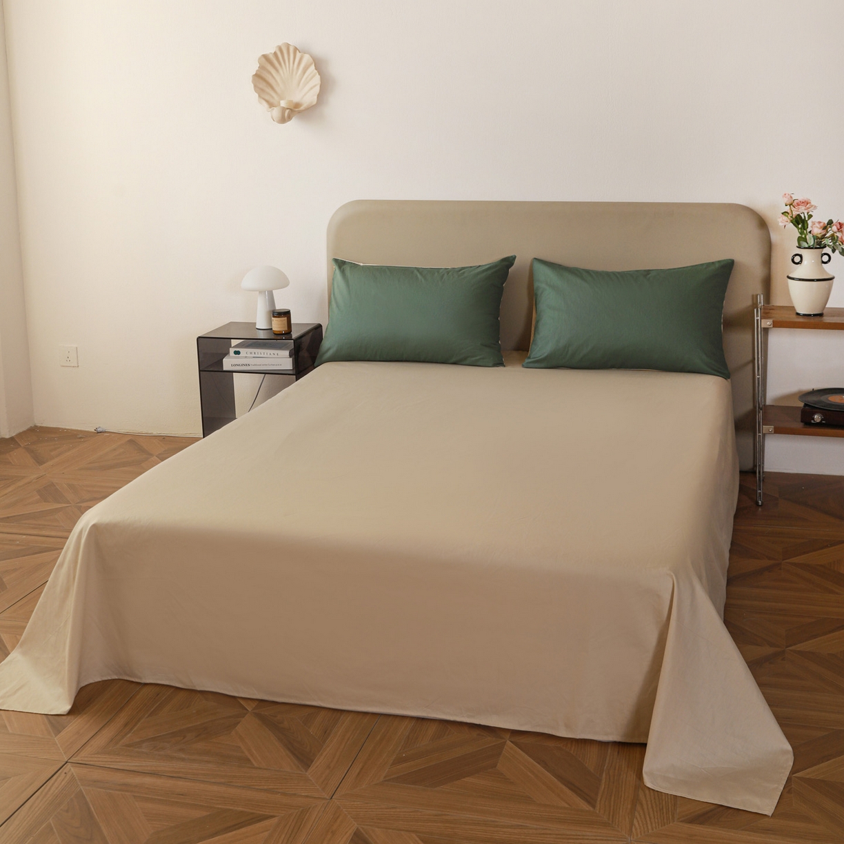 91家纺网 家纺一手货源 找家纺 盛馨家纺 2026新款40长绒棉ins美拉德色系纯色双拼全棉单品被套 松绿+杏仁色