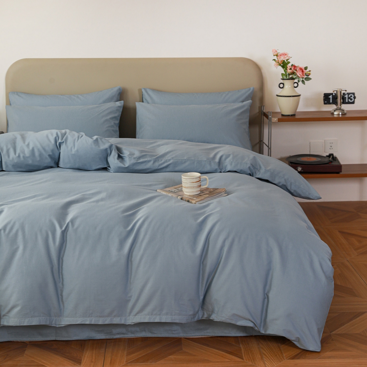 91家纺网 家纺一手货源 找家纺 盛馨家纺 2026新款40长绒棉ins美拉德色系纯色双拼全棉单品被套 晴蓝