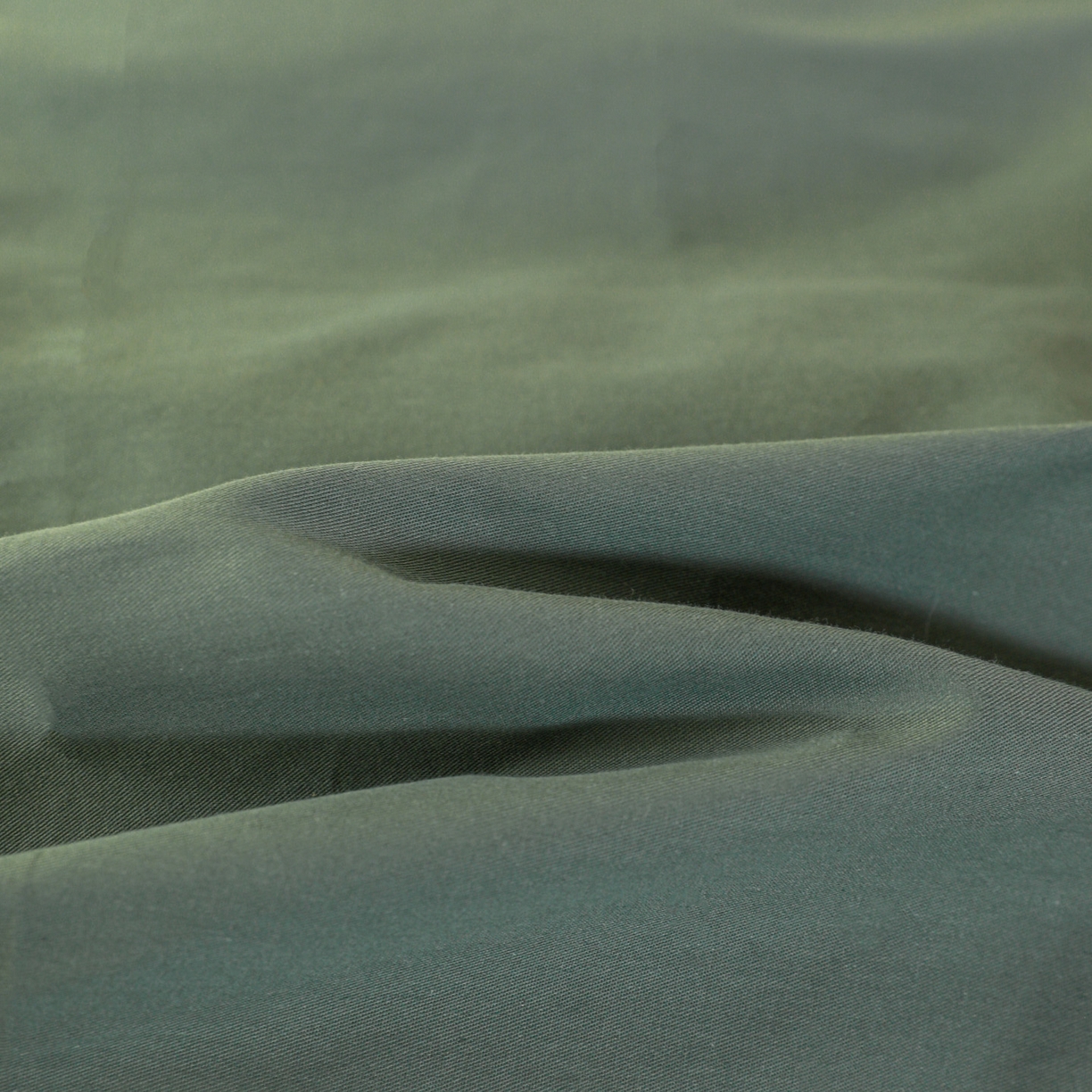 91家纺网 家纺一手货源 找家纺 盛馨家纺 2026新款40长绒棉ins美拉德色系纯色双拼全棉单品被套 松绿+豆绿