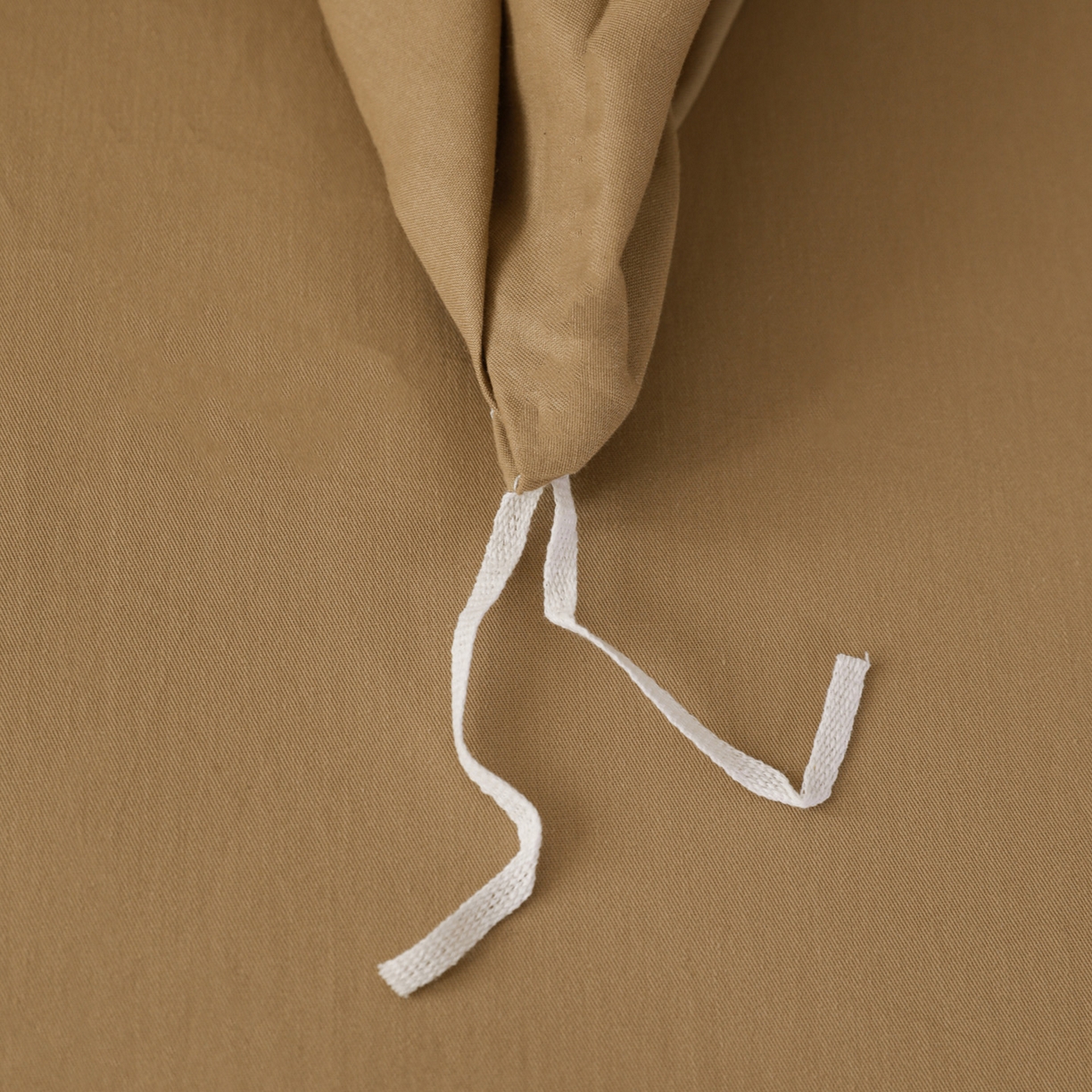 91家纺网 家纺一手货源 找家纺 盛馨家纺 2026新款40长绒棉ins美拉德色系纯色双拼全棉单品被套 桃木心