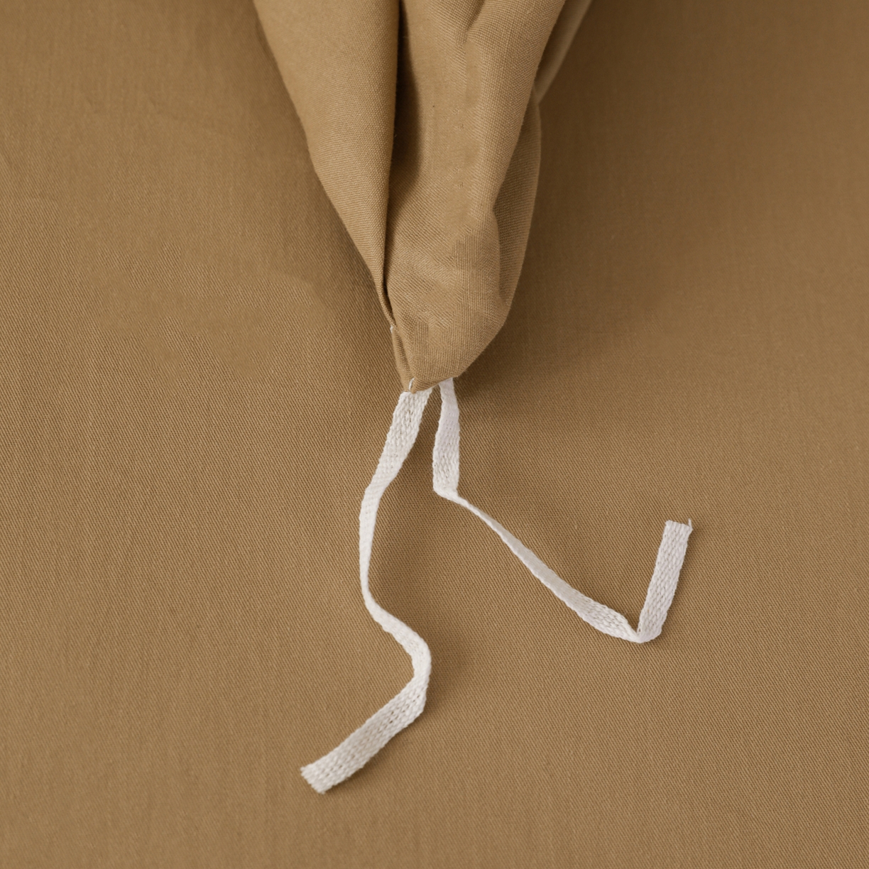 91家纺网 家纺一手货源 找家纺 盛馨家纺 2026新款40长绒棉ins美拉德色系纯色双拼全棉单品枕套 桃木心