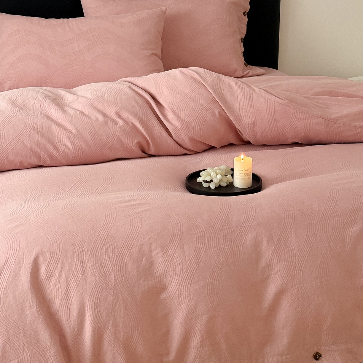 91家纺网 家纺一手货源 找家纺 （总）曼布缇 2026新款全棉三层色织提花四件套-奥斯汀（严格控价券后278元起）