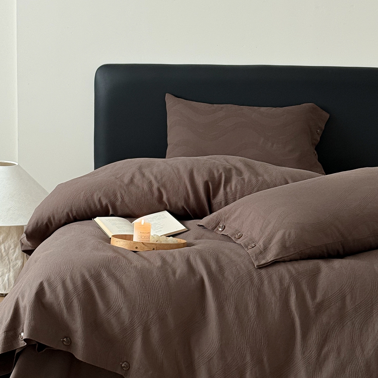 91家纺网 家纺一手货源 找家纺 曼布缇 2026新款全棉三层色织提花四件套-奥斯汀（严格控价券后278元起） 奥斯汀-深咖