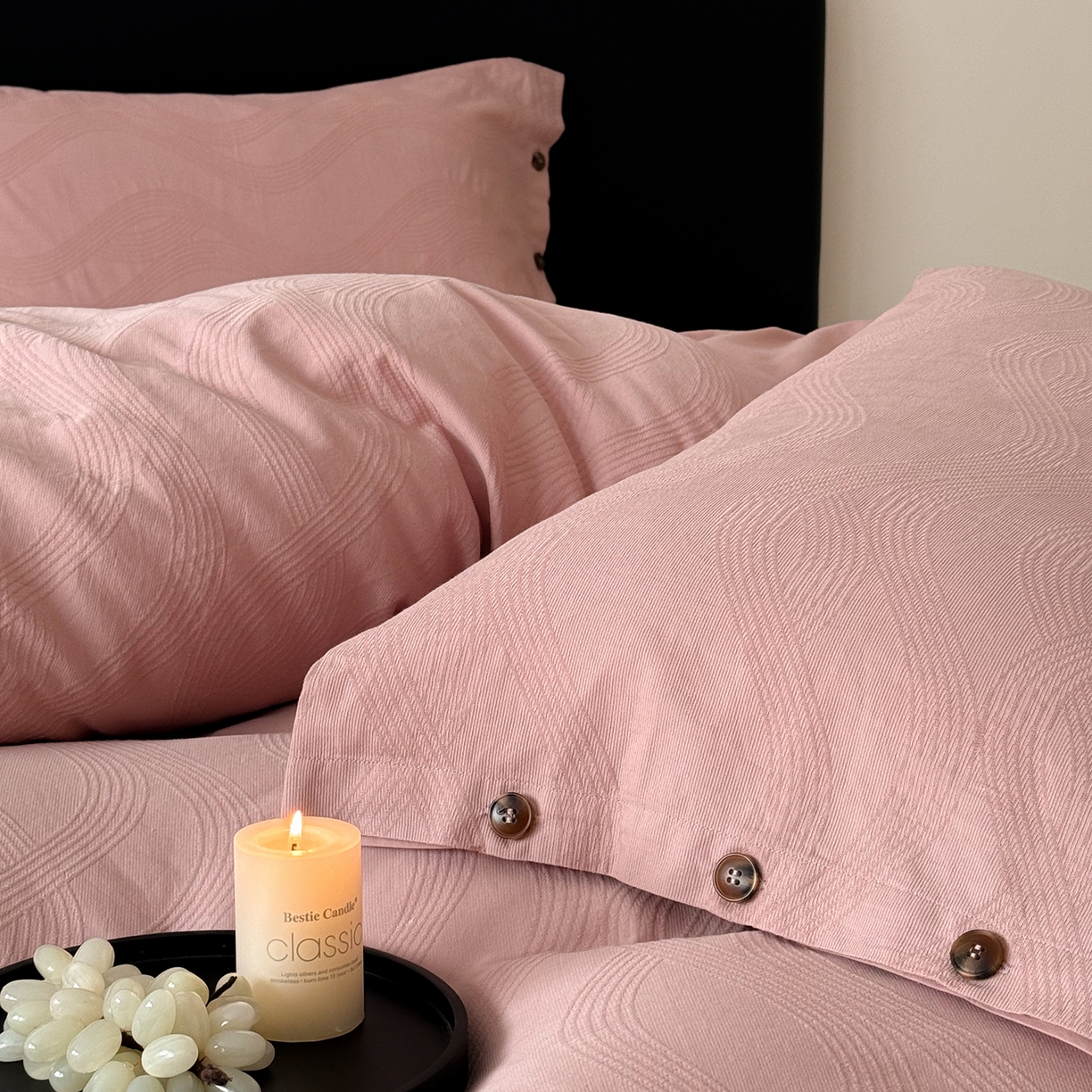 91家纺网 家纺一手货源 找家纺 （总）曼布缇 2026新款全棉三层色织提花四件套-奥斯汀（严格控价券后278元起）