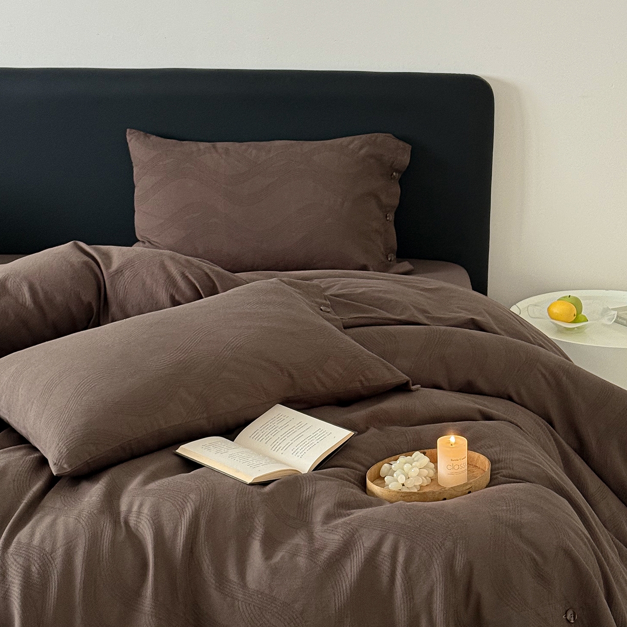 91家纺网 家纺一手货源 找家纺 曼布缇 2026新款全棉三层色织提花四件套-奥斯汀（严格控价券后278元起） 奥斯汀-深咖