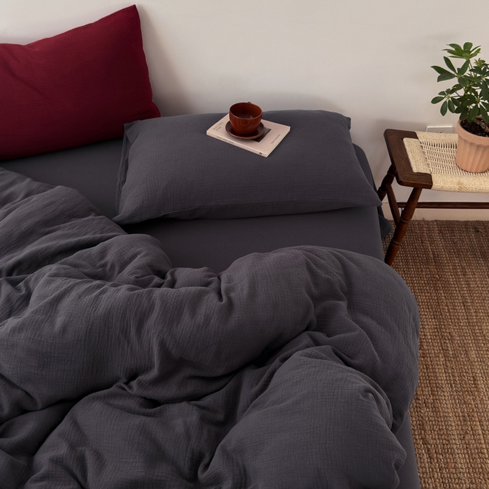 良品汇馆 2026【纯色皱皱纱四件套】四件套良品全棉柔软床品套件双层水洗做皱件套 (黑巧被+单)枕套黑巧+安哥拉红混搭