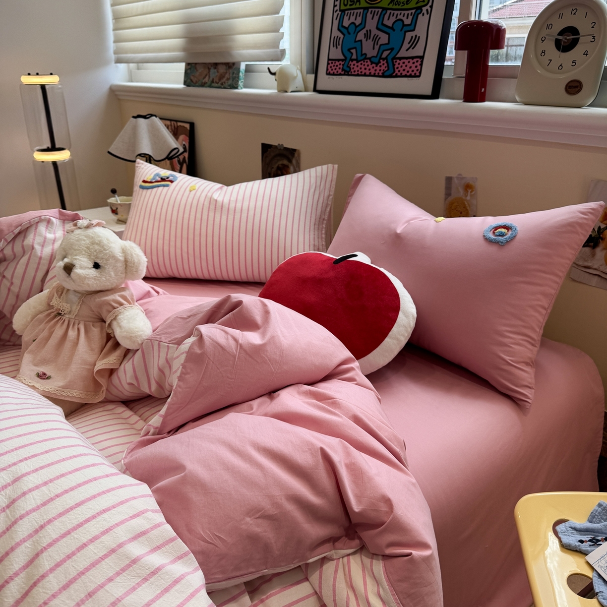 91家纺网 家纺一手货源 找家纺 珺柔家纺 2026新款水洗棉毛巾绣四件套 彩虹小猫