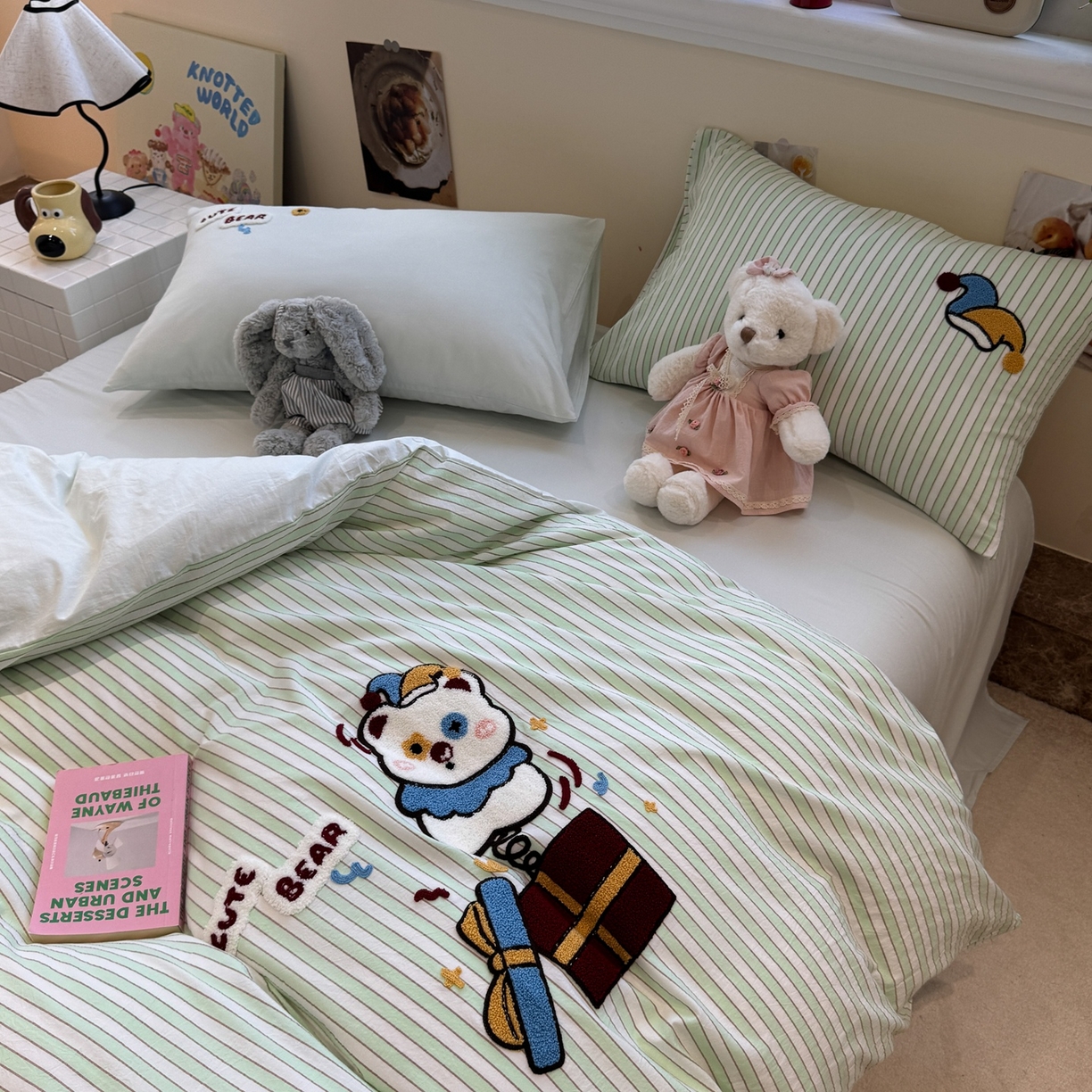 91家纺网 家纺一手货源 找家纺 珺柔家纺 2026新款水洗棉毛巾绣四件套 马戏小礼物