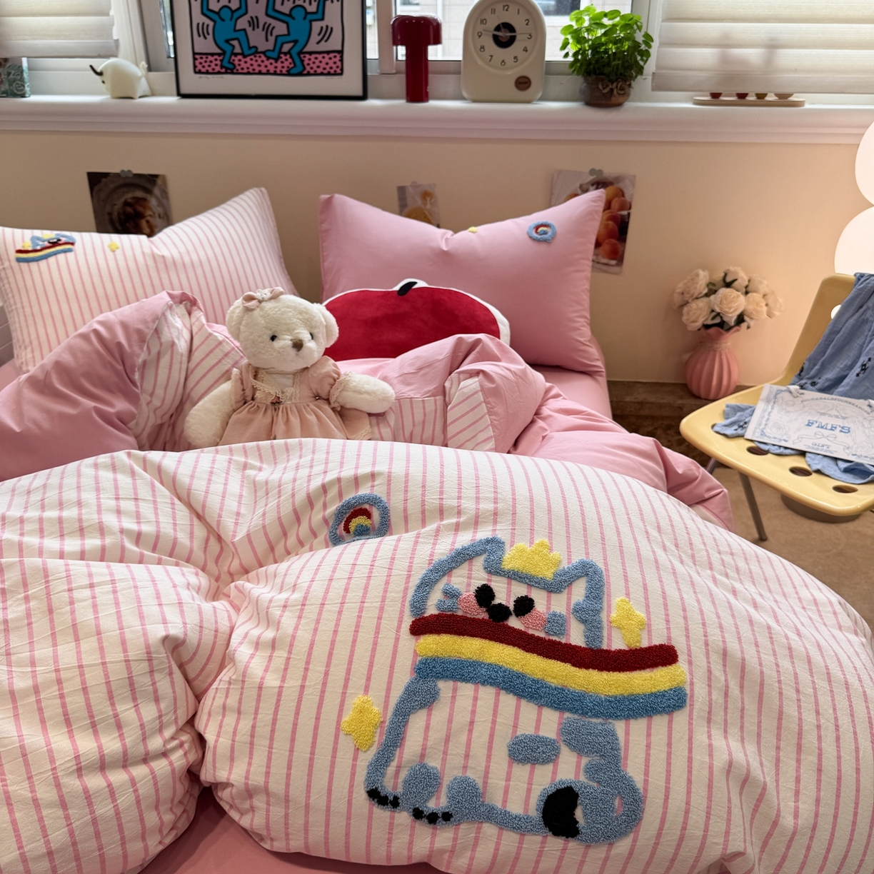 91家纺网 家纺一手货源 找家纺 珺柔家纺 2026新款水洗棉毛巾绣四件套 彩虹小猫