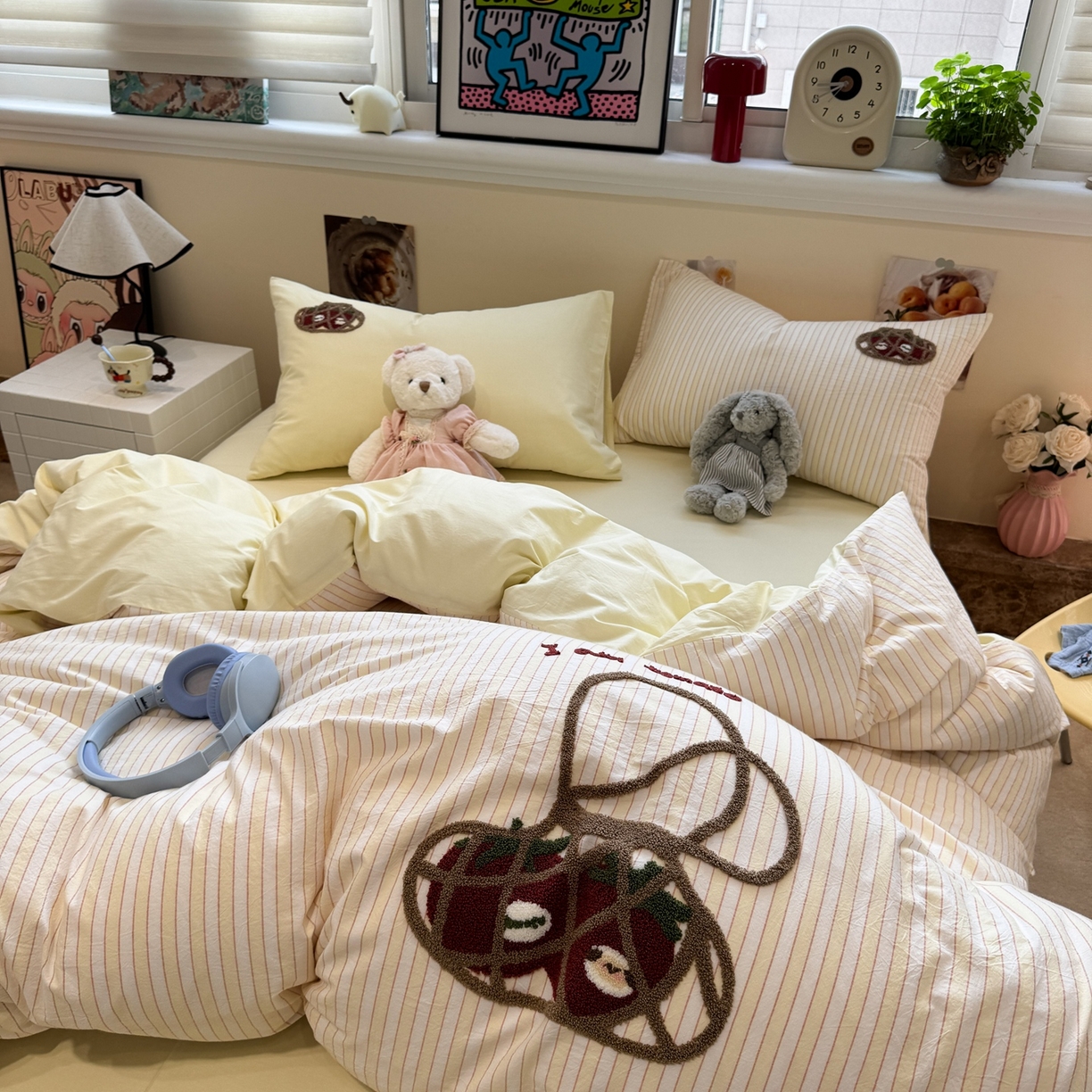 91家纺网 家纺一手货源 找家纺 珺柔家纺 2026新款水洗棉毛巾绣四件套 番茄小羊