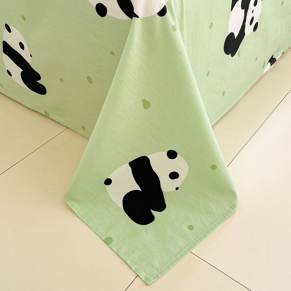 91家纺网 家纺一手货源 找家纺 （总）寻米 2026春夏新款全棉13070印花四件套单品系列场景二-四件套