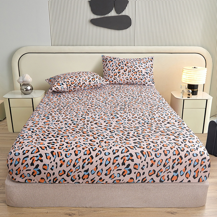 91家纺网 家纺一手货源 找家纺 柏钧家纺 2026新款85g芦荟棉外贸尺寸可定制单品床笠跨境直播床笠三件套 粉红豹