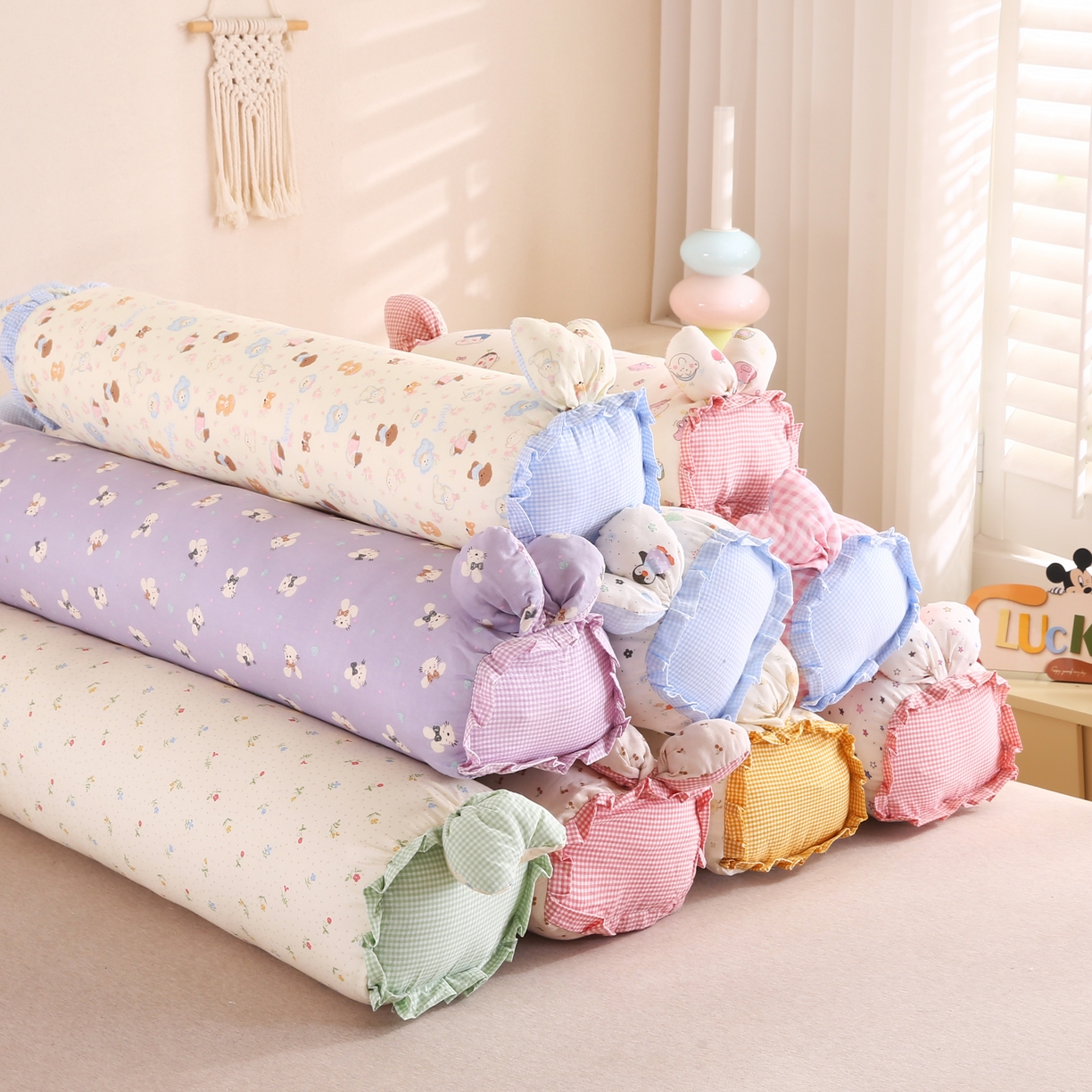 91家纺网 家纺一手货源 找家纺 蔻眠 可爱小羊-凉感丝凉豆豆猫肚记忆枕儿童枕芯学生护颈枕头 主图