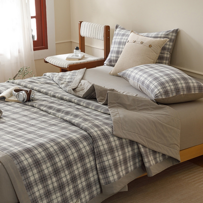 91家纺网 家纺一手货源 找家纺 悦然毛巾被 2026新款全棉水洗棉夏被夏凉被空调被 暖格晚风灰