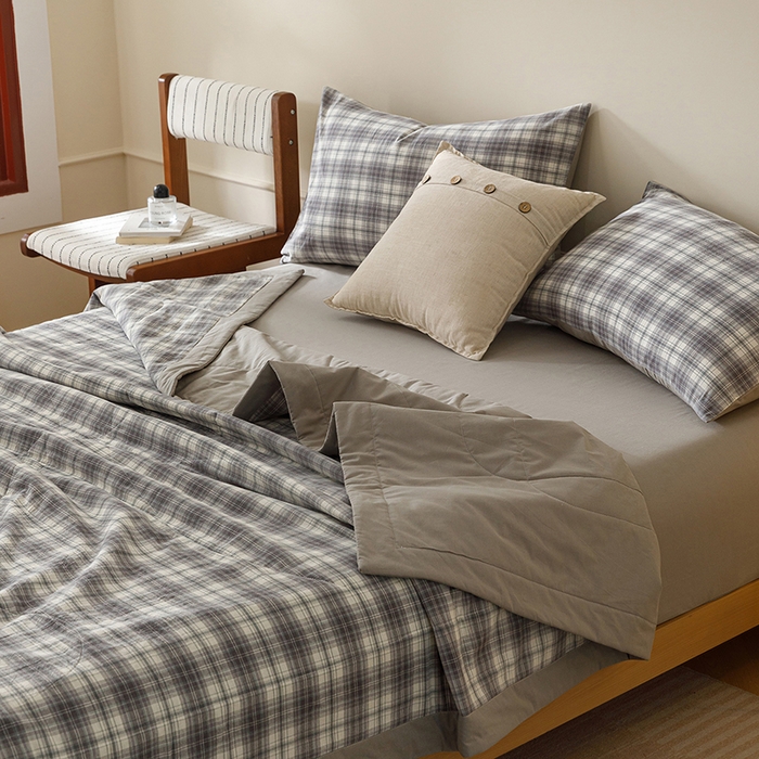 91家纺网 家纺一手货源 找家纺 悦然毛巾被 2026新款全棉水洗棉夏被夏凉被空调被 暖格晚风灰