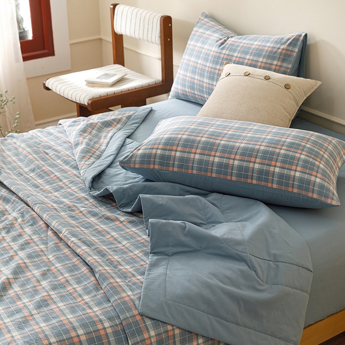 91家纺网 家纺一手货源 找家纺 悦然毛巾被 2026新款全棉水洗棉夏被夏凉被空调被 暖格晚风蓝