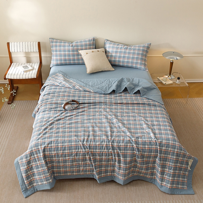 91家纺网 家纺一手货源 找家纺 悦然毛巾被 2026新款全棉水洗棉夏被夏凉被空调被 暖格晚风蓝