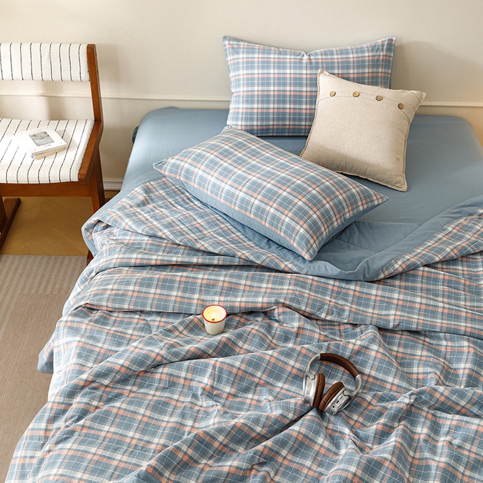 91家纺网 家纺一手货源 找家纺 悦然毛巾被 2026新款全棉水洗棉夏被夏凉被空调被 暖格晚风蓝