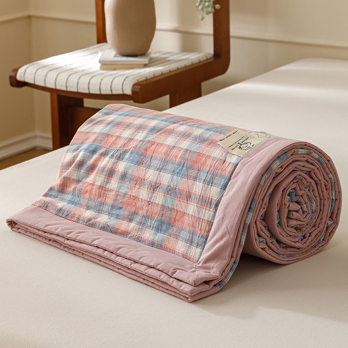 91家纺网 家纺一手货源 找家纺 悦然毛巾被 2026新款全棉水洗棉夏被夏凉被空调被 暖格晚风粉