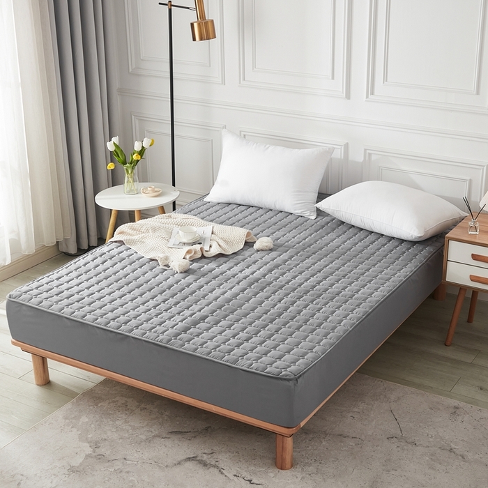 91家纺网 家纺一手货源 找家纺 啊雅家居 2026新款简约羽丝绒床笠式床垫床护垫 灰色