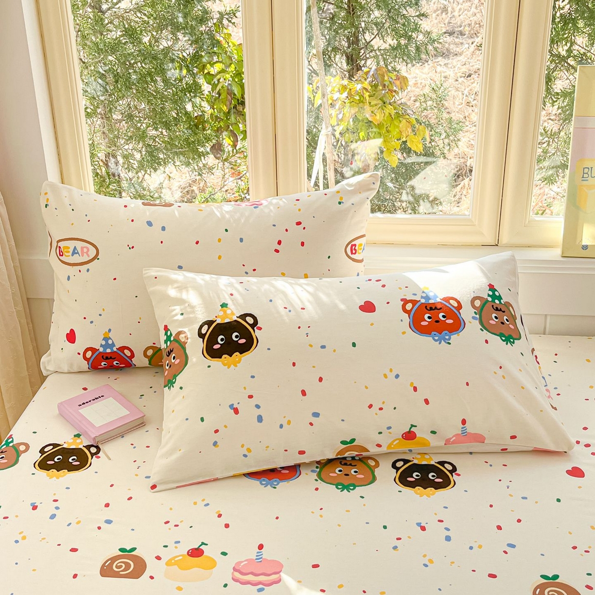 91家纺网 家纺一手货源 找家纺 寻米 2026春夏新款全棉13070印花四件套单品系列场景二-四件套 快乐熊仔