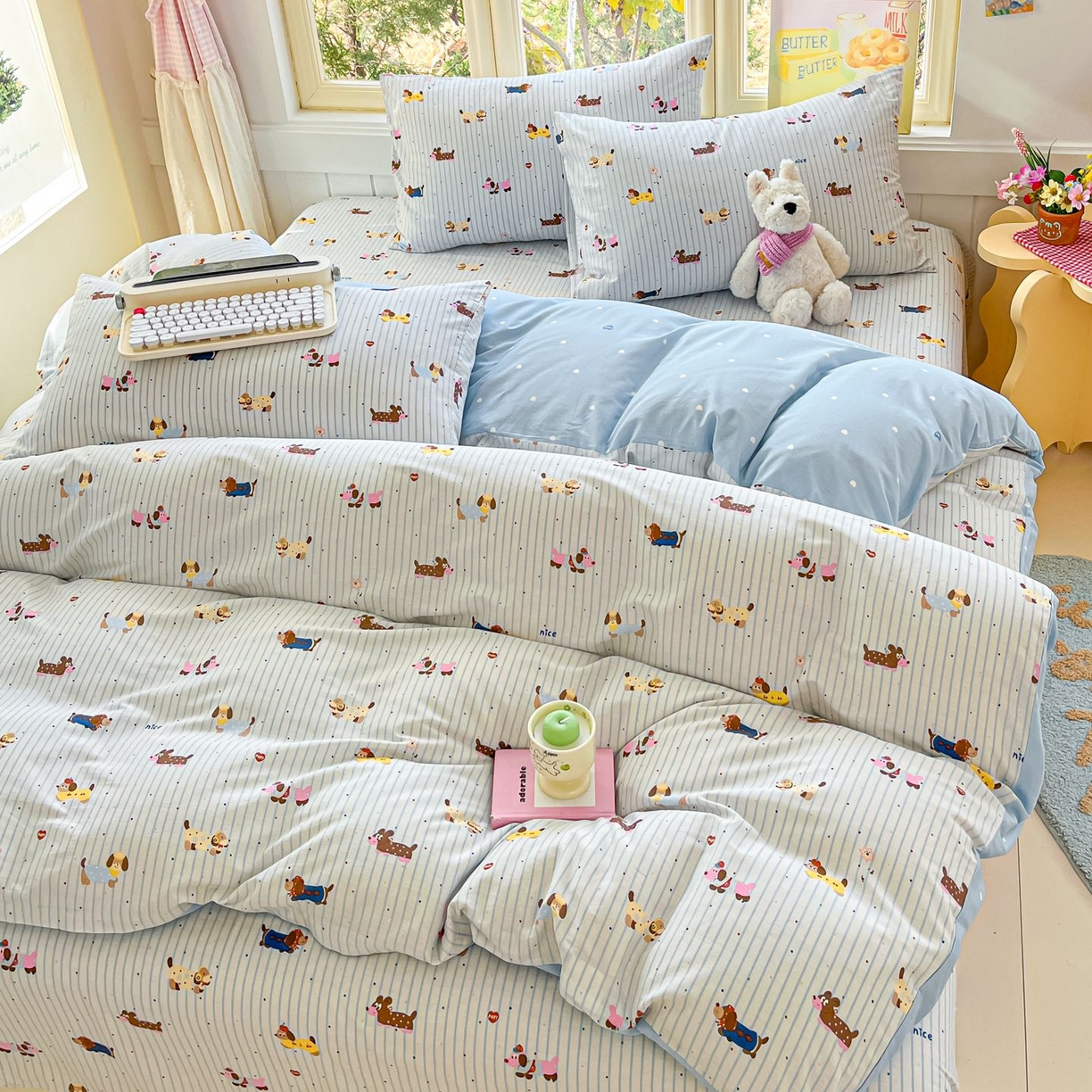 91家纺网 家纺一手货源 找家纺 寻米 2026春夏新款全棉13070印花四件套单品系列场景二-四件套 小狗没烦恼-蓝