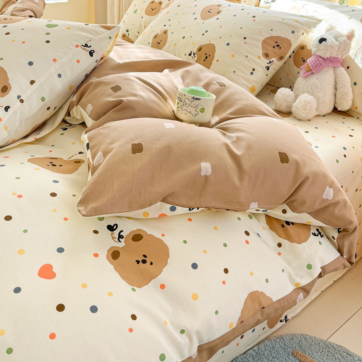 91家纺网 家纺一手货源 找家纺 寻米 2026春夏新款全棉13070印花四件套单品系列场景二-四件套 小熊软糖