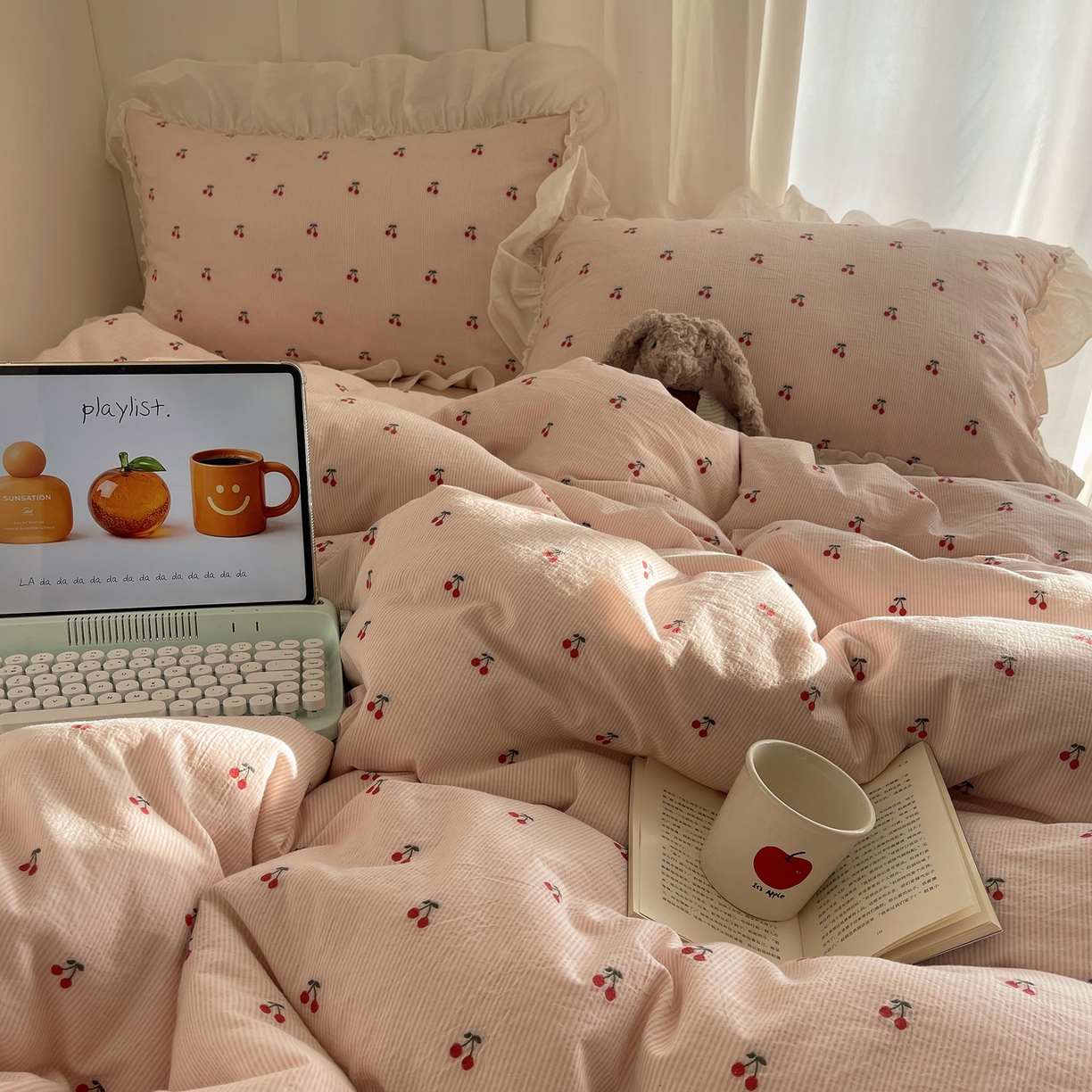 91家纺网 家纺一手货源 找家纺 （总）六巷胡同 2026新款韩系博主风60支色织提花小樱桃A类全棉水洗棉四件套