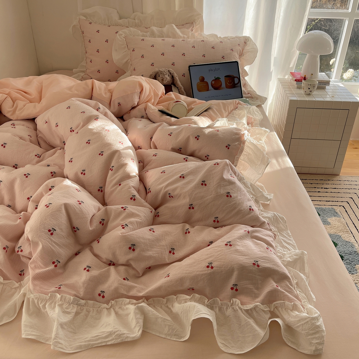 91家纺网 家纺一手货源 找家纺 六巷胡同 2026新款韩系博主风60支色织提花小樱桃A类全棉水洗棉四件套 小樱桃-粉