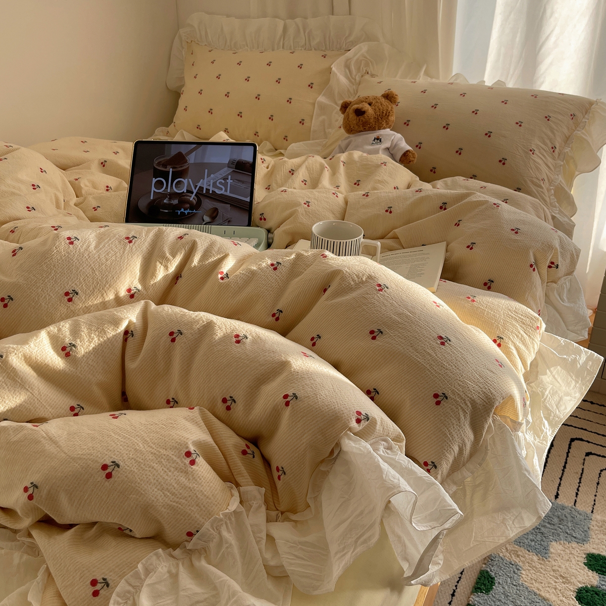 91家纺网 家纺一手货源 找家纺 六巷胡同 2026新款韩系博主风60支色织提花小樱桃A类全棉水洗棉四件套 小樱桃-黄